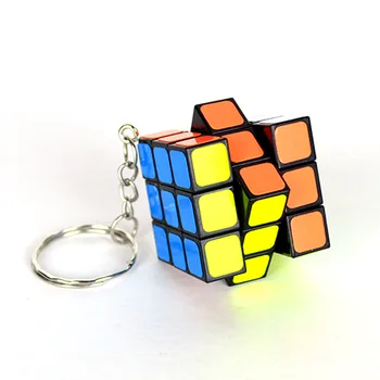 3*3*3 Magic Cube PVC Mini Portatīvo Kabatas Keychain Izglītības Cube Puzzle Rotaļlietas Bērniem Pieaugušo Taustiņu Apdare, Atslēgu Ķēdes, 키링 Attēls 2